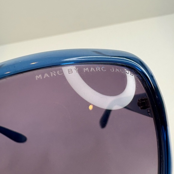 MARC JACOBS MMJ 370/S CLZ JJ 58•16•125 MARC JACOBS Blue Oversized Sunglasses - Picture 12 of 16